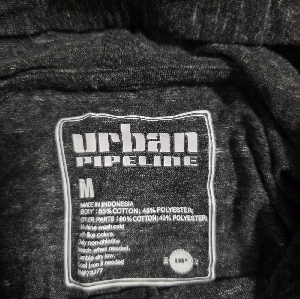 Like New-Urban Pipeline Boys Size Medium-Hooded tee With Front Pockets - Picture 4 of 7
